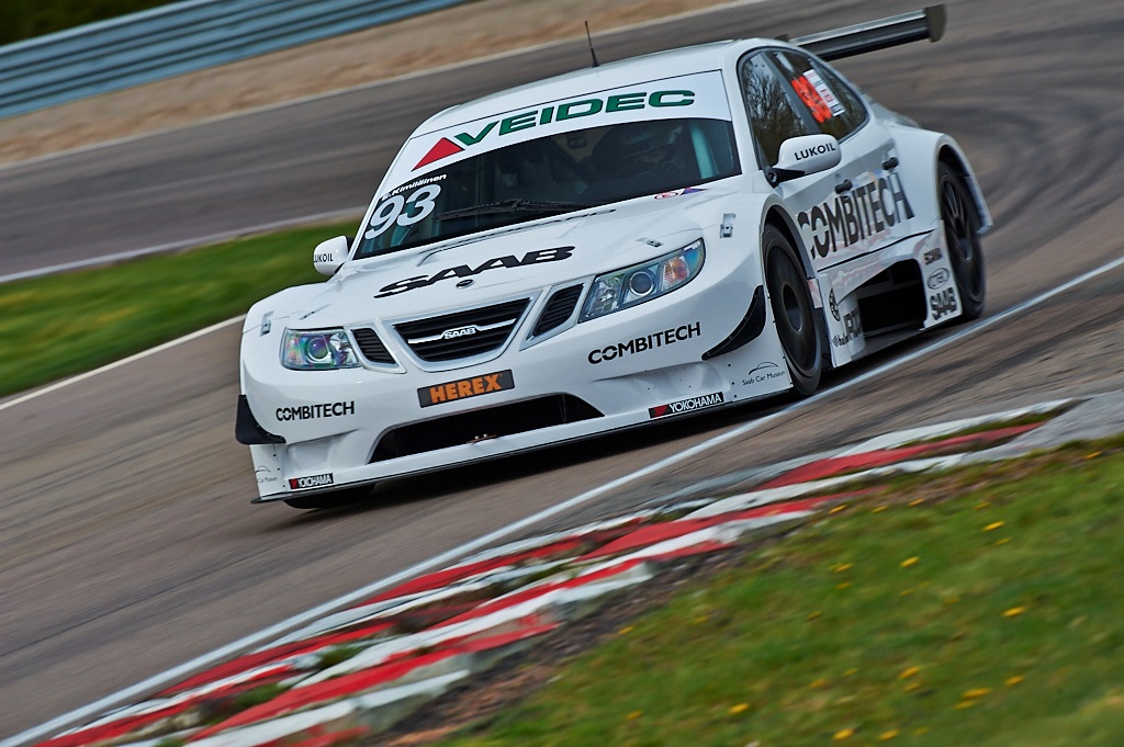 Emma Kimiläinen i sin SAAB for PWR Racing
(Foto: Tommy Hostrup Galskjær)